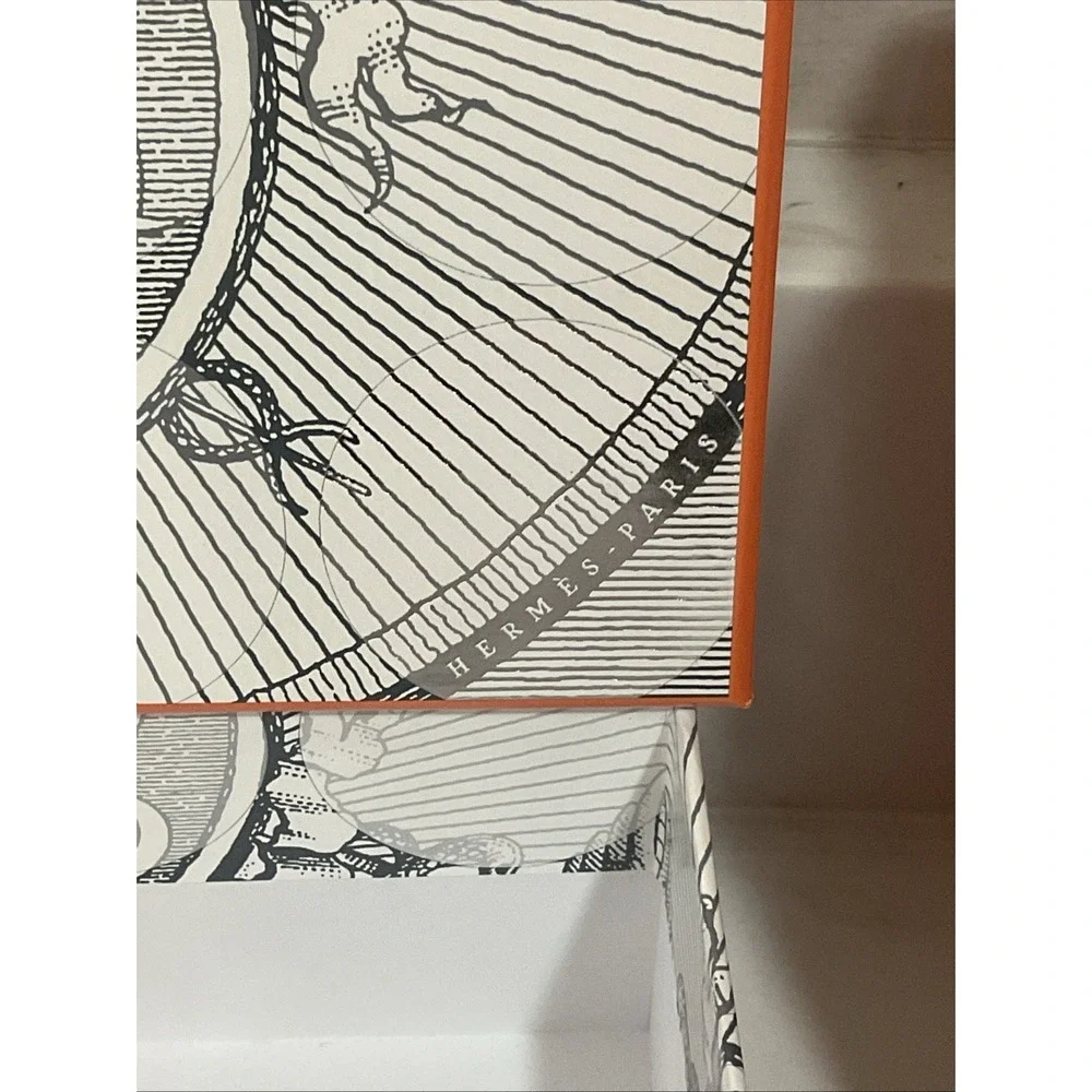 Hermes Boxes Lot Including 24, Faubourg Box & Un Jardin Sur Le Nil Empty Bottle
